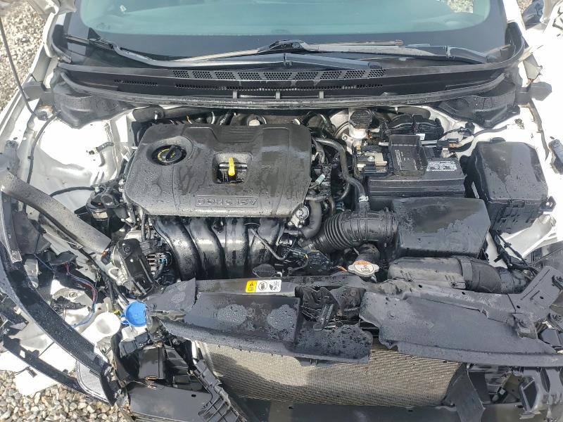 Photo 11 from auction – 2018 KIA FORTE LX with VIN 3KPFK4A75JE235896