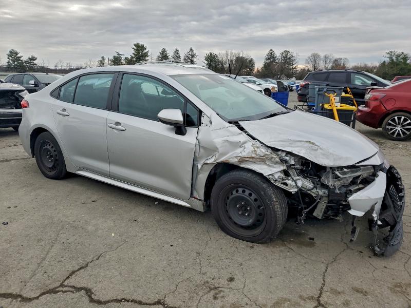 Photo 4 from auction – 2021 TOYOTA COROLLA LE with VIN 5YFEPMAEXMP180943