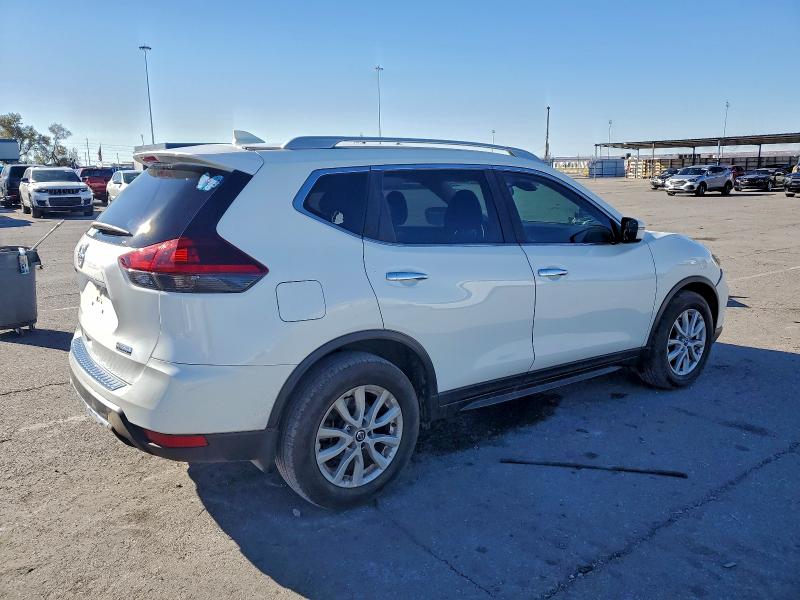 Photo 3 from auction – 2019 NISSAN ROGUE S with VIN 5N1AT2MT5KC828036