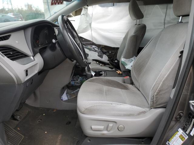 Photo 7 from auction – 2017 TOYOTA SIENNA LE with VIN 5TDKZ3DC8HS834420