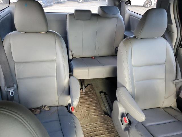 Photo 11 from auction – 2015 TOYOTA SIENNA XLE with VIN 5TDDK3DC9FS121889