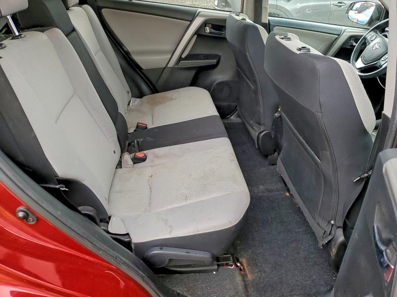 Photo 11 from auction – 2017 TOYOTA RAV4 XLE with VIN 2T3RFREV5HW589861