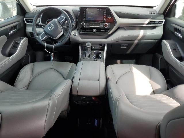 Photo 8 from auction – 2022 TOYOTA HIGHLANDER with VIN 5TDGZRAHXNS135987