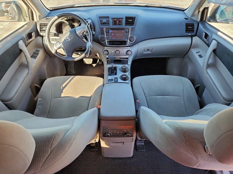 Photo 8 from auction – 2013 TOYOTA HIGHLANDER with VIN 5TDZA3EH3DS037406