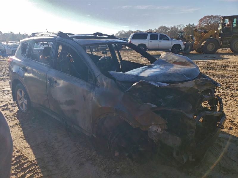 Photo 4 from auction – 2015 TOYOTA RAV4 XLE with VIN JTMRFREV9FD104311