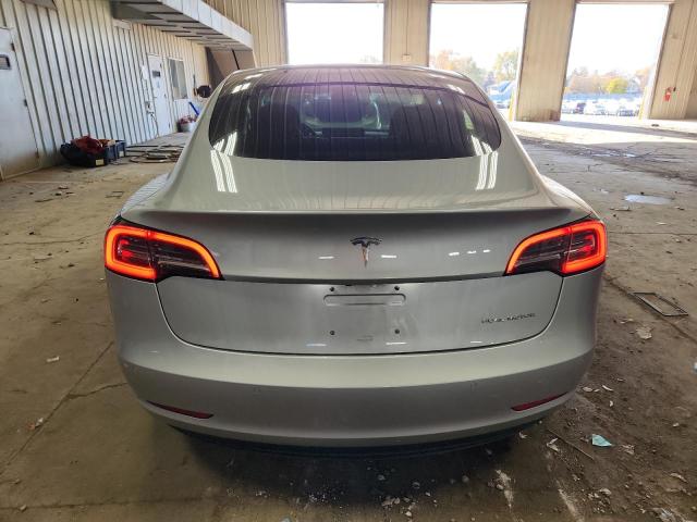 Photo 6 from auction – 2018 TESLA MODEL 3 with VIN 5YJ3E1EB4JF087614