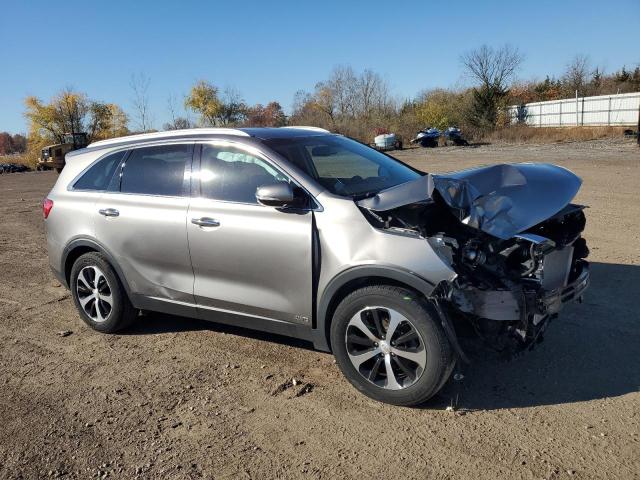 Photo 4 from auction – 2017 KIA SORENTO EX with VIN 5XYPHDA10HG335125
