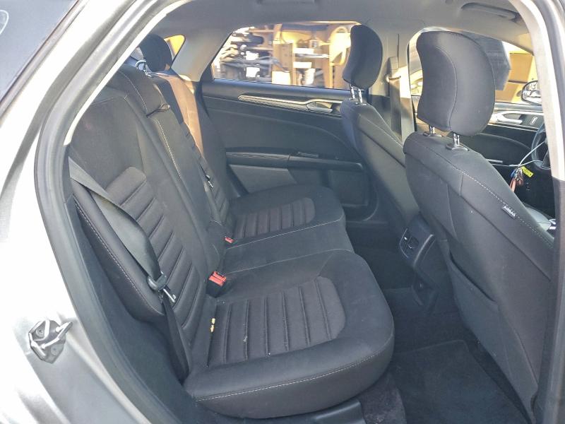 Photo 10 from auction – 2017 FORD FUSION SE with VIN 3FA6P0LU0HR323566