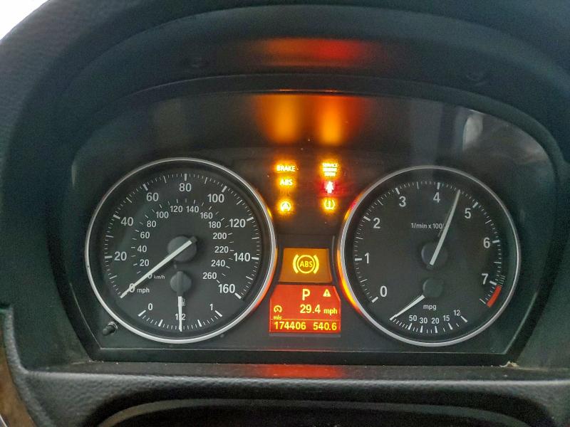 Photo 9 from auction – 2011 BMW 328 I SULE with VIN WBAPH5C56BA444800