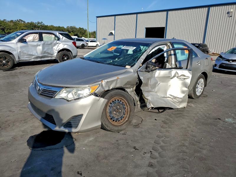 TOYOTA CAMRY L 2014 with VIN 4T1BF1FKXEU803884 - Photo from auction