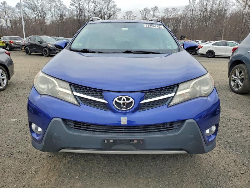 Photo 5 from auction – 2015 TOYOTA RAV4 XLE with VIN 2T3RFREVXFW387983