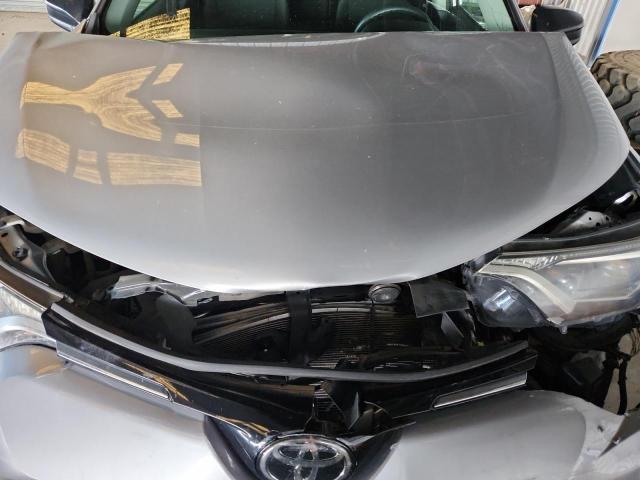 Photo 12 from auction – 2017 TOYOTA RAV4 LE with VIN 2T3BFREV6HW590745