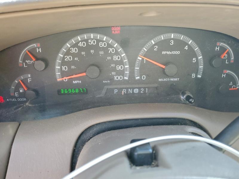 Photo 9 from auction – 2001 FORD F150 with VIN 1FTRX18L41NB55324