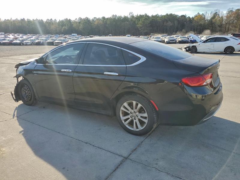 Photo 2 from auction – 2015 CHRYSLER 200 LIMITE with VIN 1C3CCCAB7FN584516