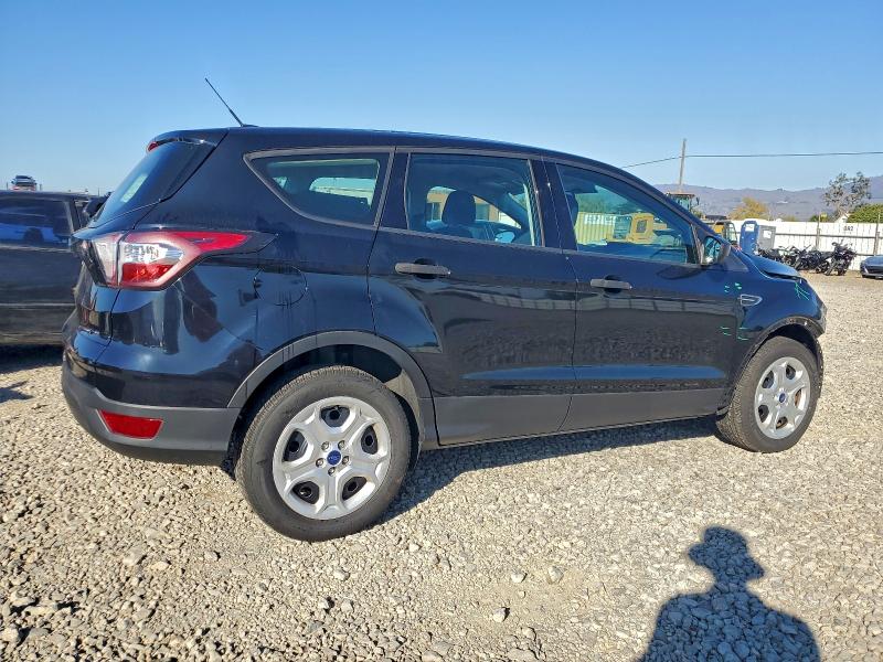 Photo 3 from auction – 2017 FORD ESCAPE S with VIN 1FMCU0F74HUA26736