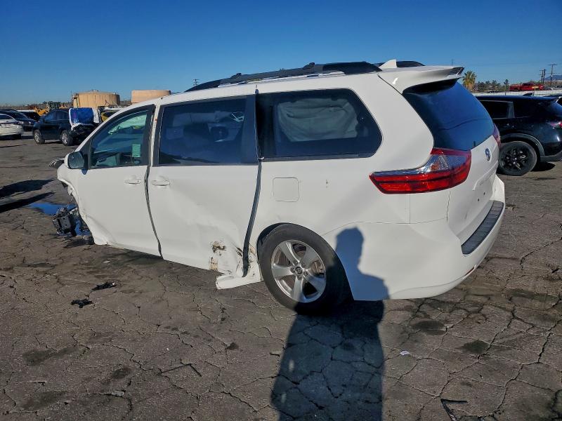 Photo 2 from auction – 2020 TOYOTA SIENNA LE with VIN 5TDKZ3DC2LS021275