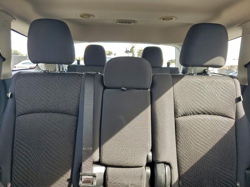 Photo 10 from auction – 2015 DODGE JOURNEY SE with VIN 3C4PDCAB2FT573420