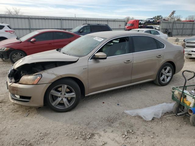 VOLKSWAGEN PASSAT S 2015 with VIN 1VWAS7A35FC098754 - Photo from auction