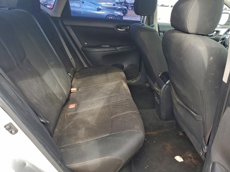 Photo 10 from auction – 2018 NISSAN SENTRA S with VIN 3N1AB7AP2JY248375