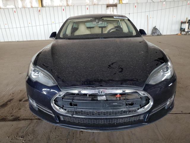 Photo 5 from auction – 2014 TESLA MODEL S 85 with VIN 5YJSA1H11EFP42473