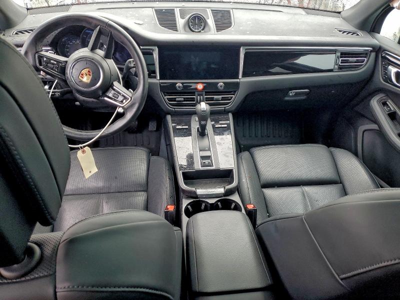 Photo 8 from auction – 2023 PORSCHE MACAN BASE with VIN WP1AA2A56PLB15569