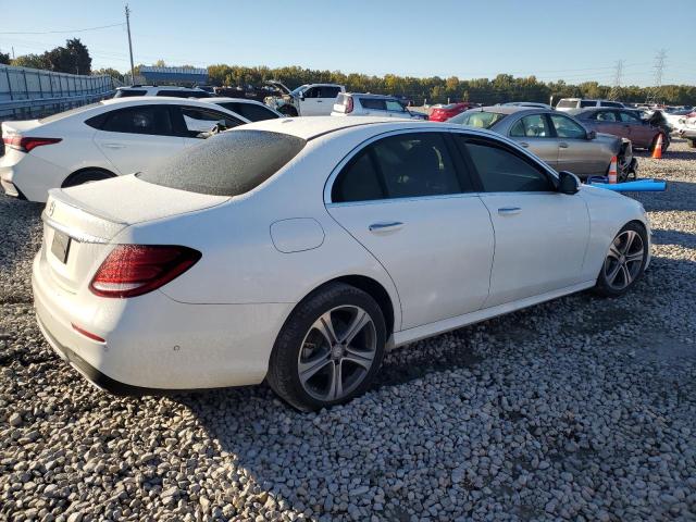 Photo 3 from auction – 2017 MERCEDES-BENZ E 300 with VIN WDDZF4JB3HA092598