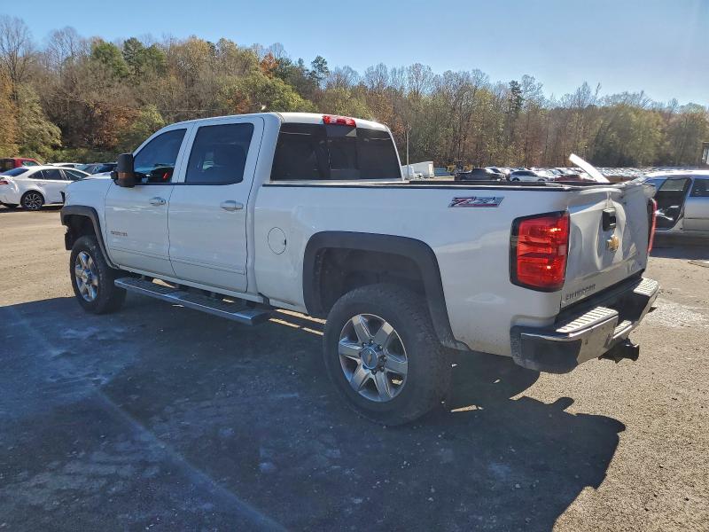Photo 2 from auction – 2018 CHEVROLET SILVERADO with VIN 1GC1KVEY5JF216256