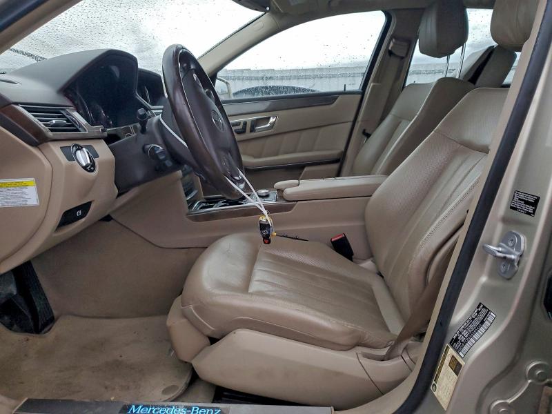 Photo 7 from auction – 2010 MERCEDES-BENZ E 550 with VIN WDDHF7CB0AA085432