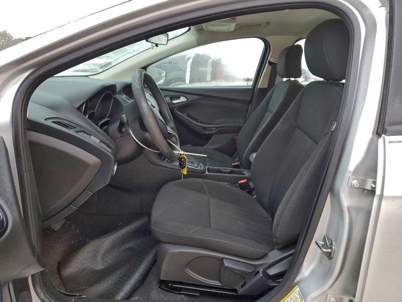 Photo 7 from auction – 2016 FORD FOCUS SE with VIN 1FADP3F22GL253360
