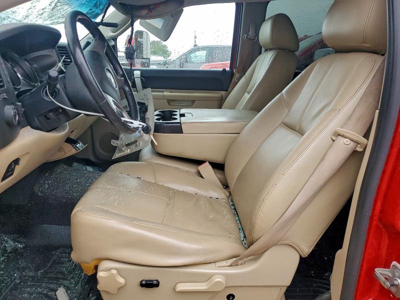 Photo 7 from auction – 2011 CHEVROLET SILVERADO with VIN 1GC4K0C86BF196717