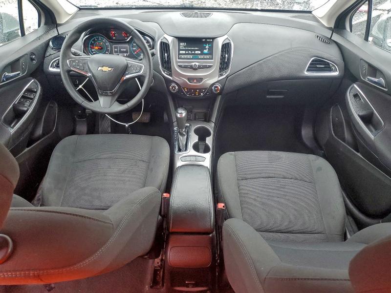 Photo 8 from auction – 2017 CHEVROLET CRUZE LT with VIN 3G1BE5SM5HS570841