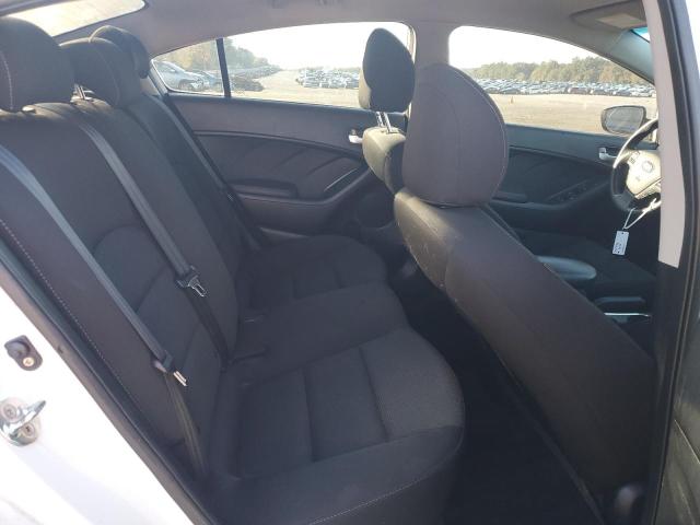 Photo 10 from auction – 2018 KIA FORTE LX with VIN 3KPFK4A72JE233667