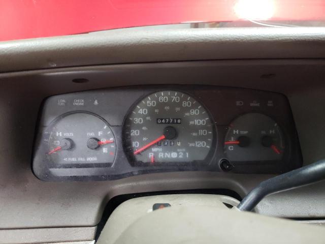 Photo 9 from auction – 2000 MERCURY GRAND MARQ with VIN 2MEFM74W2YX742630