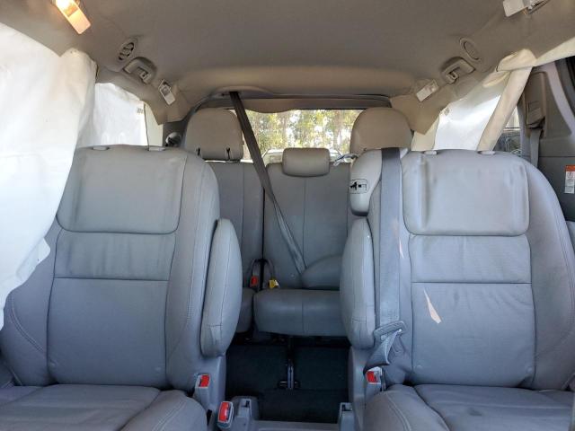 Photo 10 from auction – 2015 TOYOTA SIENNA LE with VIN 5TDKK3DC8FS662746