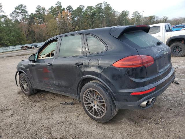 Фото 2 с аукциона – 2017 PORSCHE CAYENNE SE с VIN WP1AE2A29HLA69456