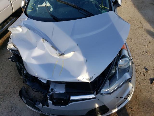 Photo 11 from auction – 2016 HYUNDAI VELOSTER with VIN KMHTC6AD6GU276948
