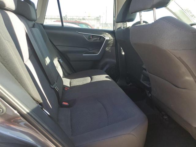 Photo 11 from auction – 2021 TOYOTA RAV4 LE with VIN 2T3H1RFV2MW105048