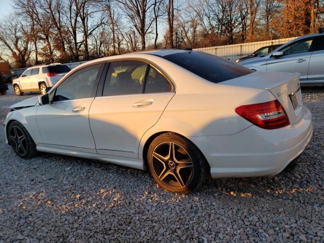 Photo 2 from auction – 2012 MERCEDES-BENZ C 300 4MAT with VIN WDDGF8BB3CA600039