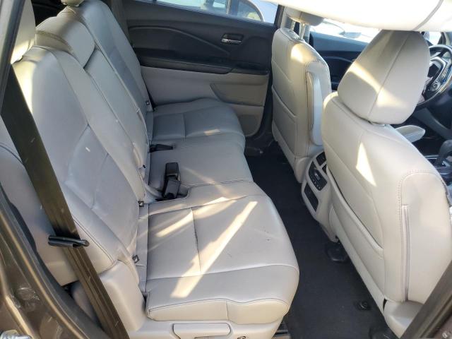 Photo 11 from auction – 2016 HONDA PILOT EXL with VIN 5FNYF6H66GB074886