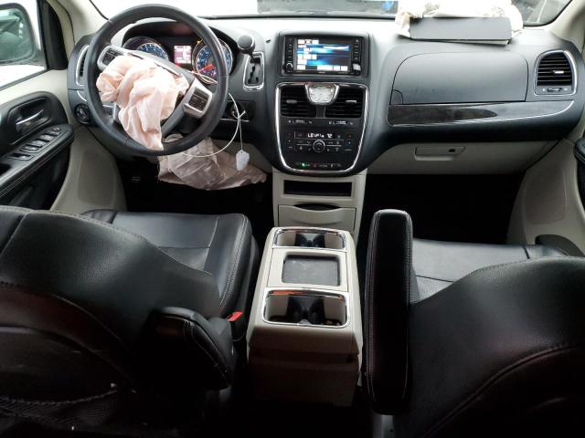 Photo 8 from auction – 2013 CHRYSLER TOWN & COU with VIN 2C4RC1CG9DR797065