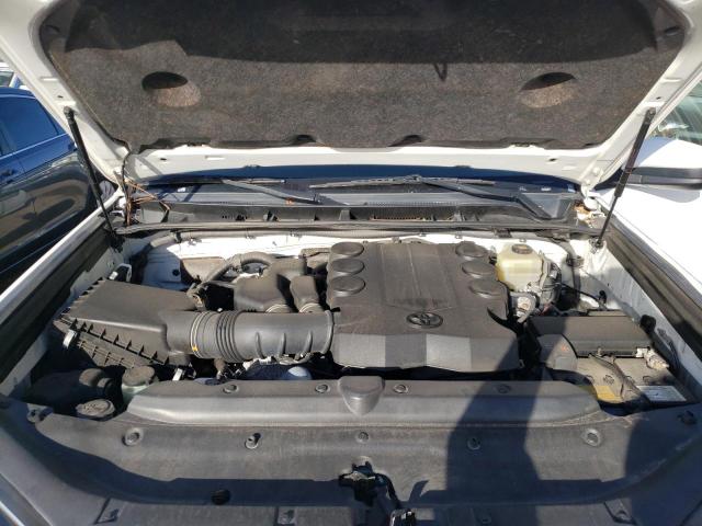 Photo 12 from auction – 2019 TOYOTA 4RUNNER TR with VIN JTEBU5JRXK5673774