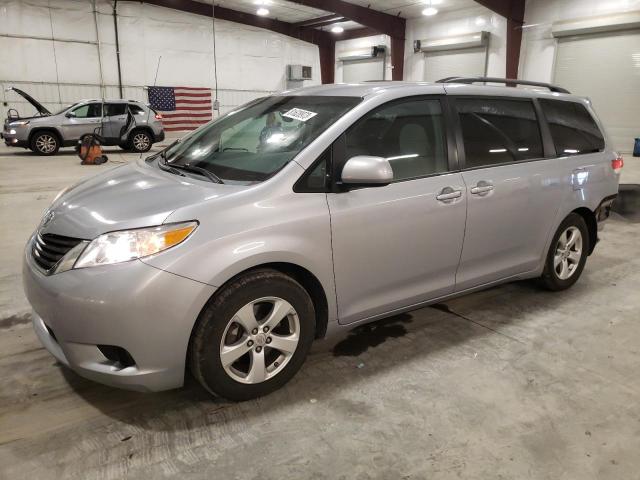 Photo 1 from auction – 2014 TOYOTA SIENNA LE with VIN 5TDKK3DC8ES457555