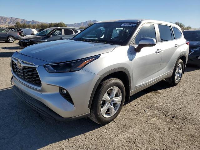 TOYOTA HIGHLANDER 2023 مع رقم تعريف المركبة 5TDKDRAH5PS522748 - صورة من المزاد