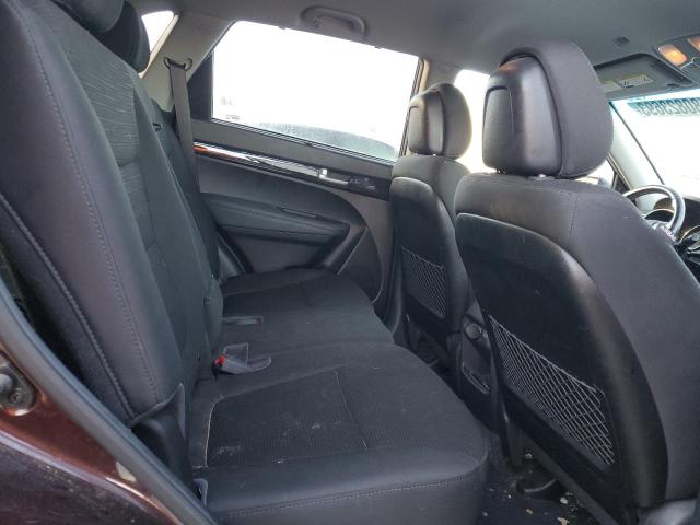 Photo 10 from auction – 2014 KIA SORENTO LX with VIN 5XYKTCA63EG453812