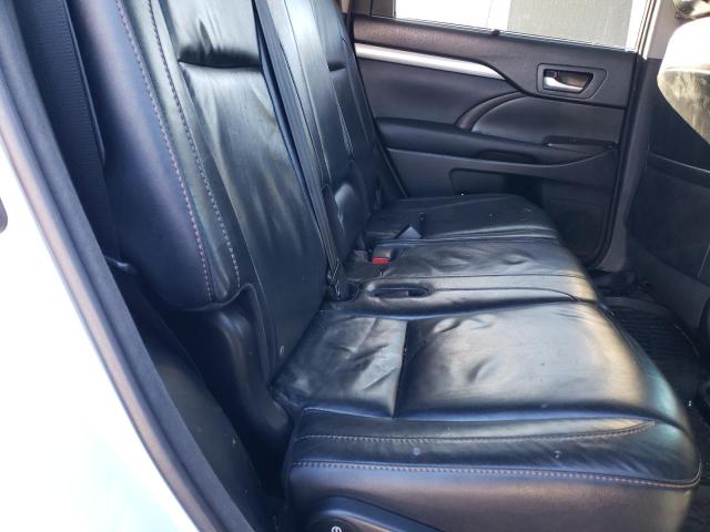 Photo 11 from auction – 2016 TOYOTA HIGHLANDER with VIN 5TDKKRFH9GS503439