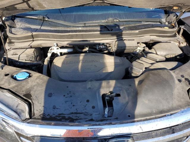 Photo 12 from auction – 2017 HONDA PILOT TOUR with VIN 5FNYF5H97HB044799