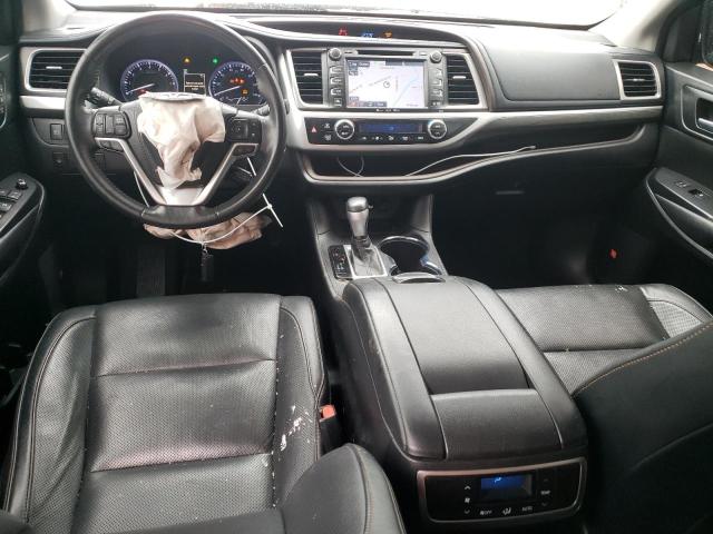 Photo 8 from auction – 2018 TOYOTA HIGHLANDER with VIN 5TDYZRFH5JS264002