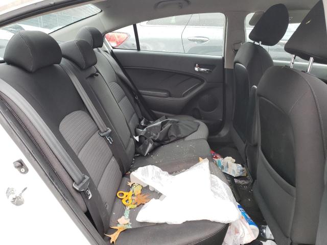 Photo 10 from auction – 2015 KIA FORTE LX with VIN KNAFX4A6XF5417683