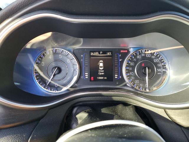 Photo 9 from auction – 2015 CHRYSLER 200 LIMITE with VIN 1C3CCCAB7FN611312