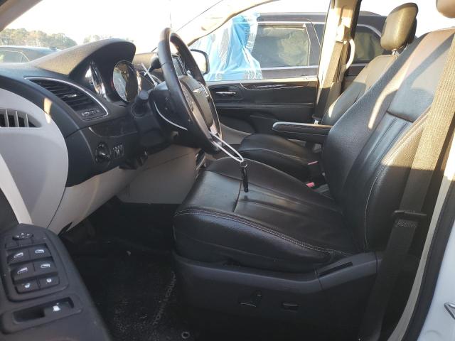 Photo 7 from auction – 2014 CHRYSLER TOWN & COU with VIN 2C4RC1BG1ER132003